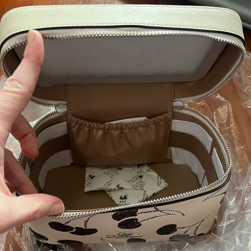 COACH Cosmetic & Make up Case w Cherry Print CDC13 AUTHENTIC New Coach Packaged - Picture 8 of 11